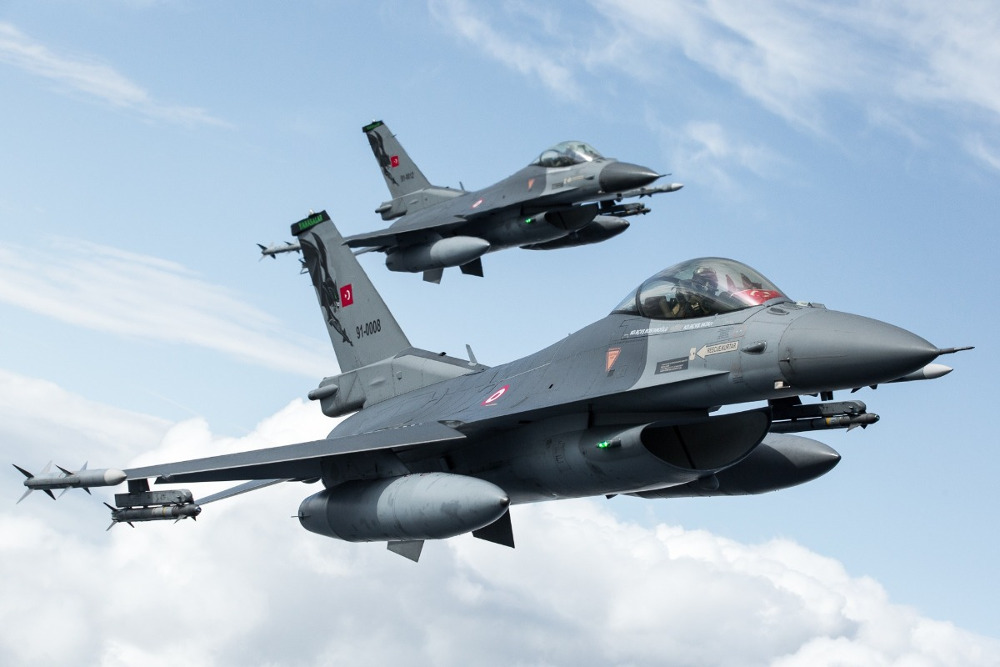 Νέες προκλήσεις: Τουρκικά F-16 πέταξαν πάνω από Φαρμακονήσι, Λειψούς, Αρκιούς, Αγαθονήσι - ΕΛΛΑΔΑ