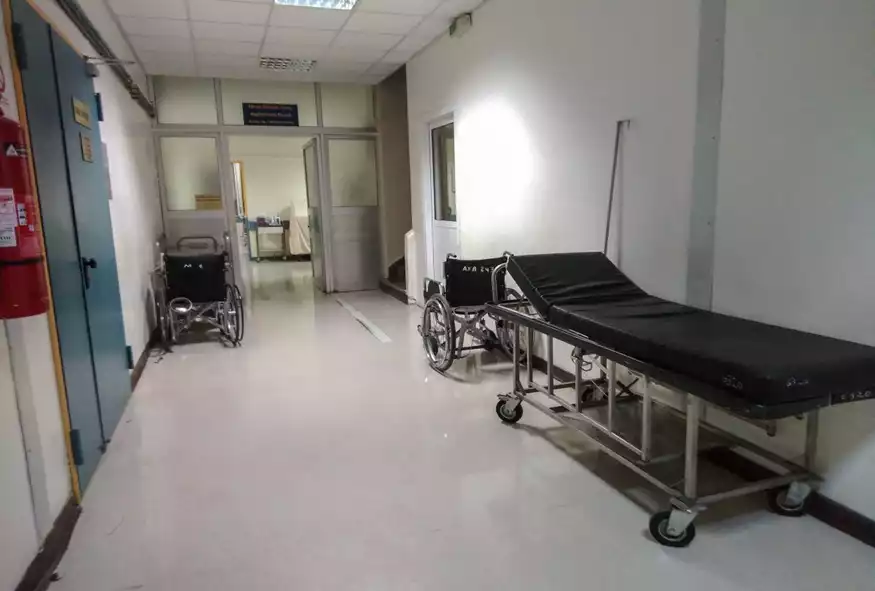 Άνθρωποι μένουν στα νοσοκομεία γιατί δεν έχουν πού να πάνε - Συγκλονιστική καταγγελία του προέδρου της ΠΟΕΔΗΝ - ΕΛΛΑΔΑ