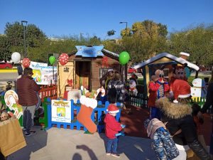 Δήμος Κορινθίων: Άνοιξε το Χριστουγεννιάτικο Χωριό και γέμισε παιδικά χαμόγελα η κεντρική πλατεία (pics) - ΚΟΡΙΝΘΙΑ