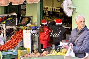 Κόρινθος: Φωτό-στιγμές από τα Χριστουγεννιάτικα κάλαντα - ΚΟΡΙΝΘΙΑ
