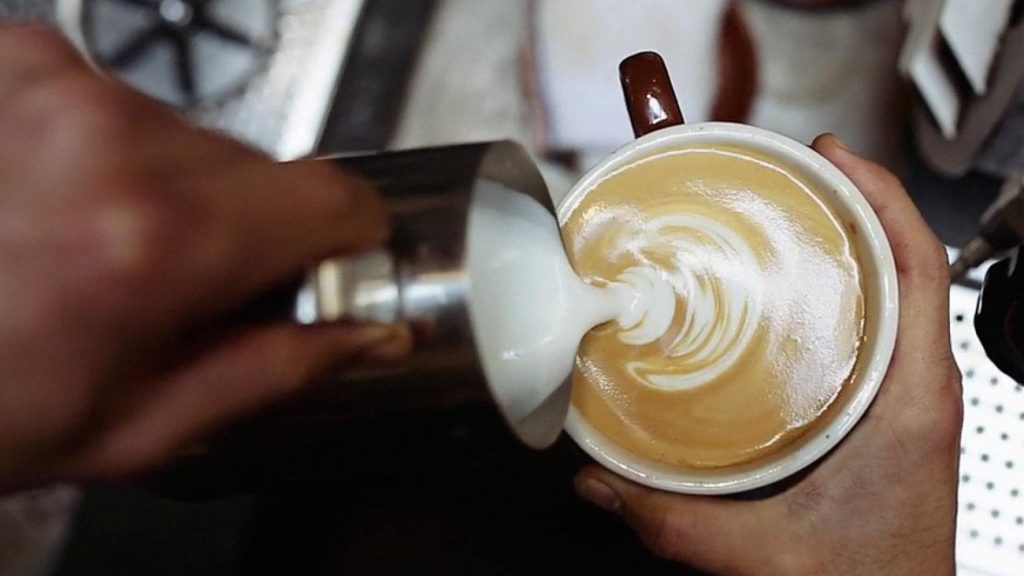 Είδος πολυτελείας ο καφές - Πόσο αυξήθηκε η τιμή του τα τελευταία 2 χρόνια - ΕΛΛΑΔΑ