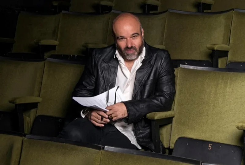 Κώστας Κωστόπουλος: Απολογείται ο γνωστός σκηνοθέτης που κατηγορείται για βιασμό - ΕΛΛΑΔΑ