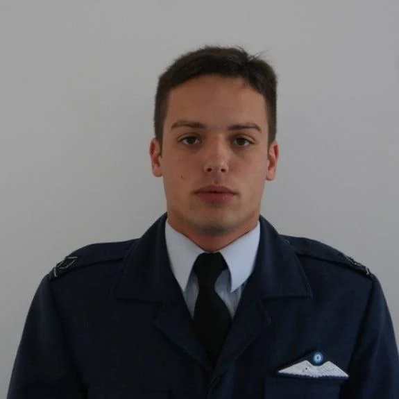 Αυτός είναι ο ήρωας πιλότος που βρέθηκε νεκρός, Μάριος -Μιχαήλ Τουρούτσικας ετών 29 - ΕΛΛΑΔΑ