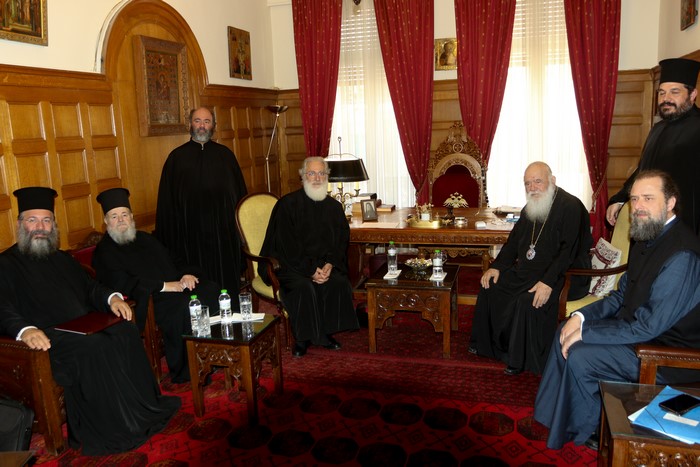 Συνάντηση Αρχιεπισκόπου με αντιπροσωπεία της Εκκλησίας της Κρήτης - ΝΕΑ