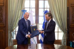 Στην Αργεντινή ο Δένδιας - Οι 2 συμφωνίες που υπέγραψε - ΝΕΑ