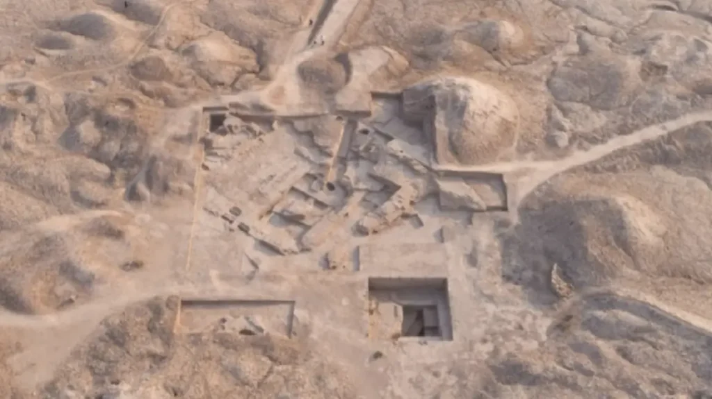 Ιράκ: Αρχαιολόγοι «έφεραν στο φως» ναό των Σουμερίων 4.500 ετών [βίντεο] - ΝΕΑ