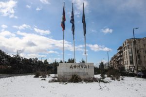 Κακοκαιρία «Μπάρμπαρα»: Πυκνές χιονοπτώσεις μέχρι και το απόγευμα στην Αττική - Νέο έκτακτο δελτίο από την ΕΜΥ - ΝΕΑ