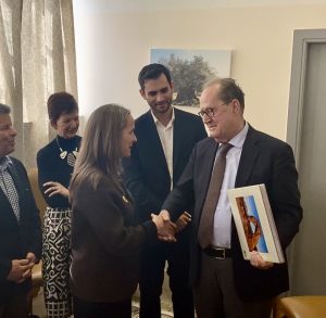 Συνάντηση του περιφερειάρχη Πελοποννήσου Π. Νίκα στην Π.Ε. Μεσσηνίας με στελέχη της Πρεσβείας των ΗΠΑ - ΝΕΑ