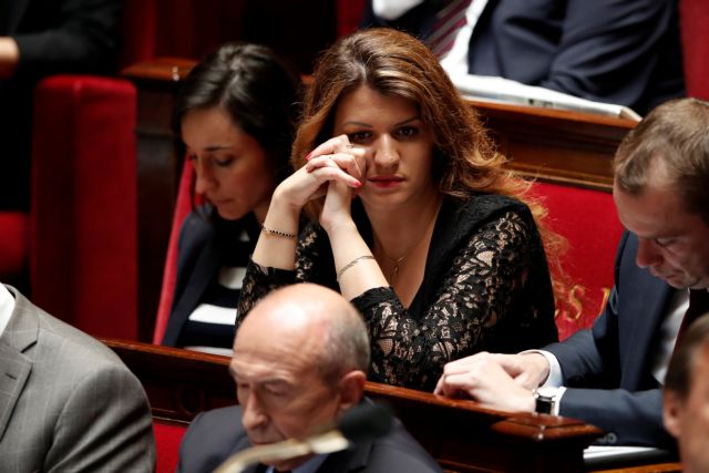 Προκαλεί Γαλλίδα υφυπουργός - Ποζάρει στο Playboy, την ώρα που η χώρα καίγεται για το συνταξιοδοτικό - ΝΕΑ
