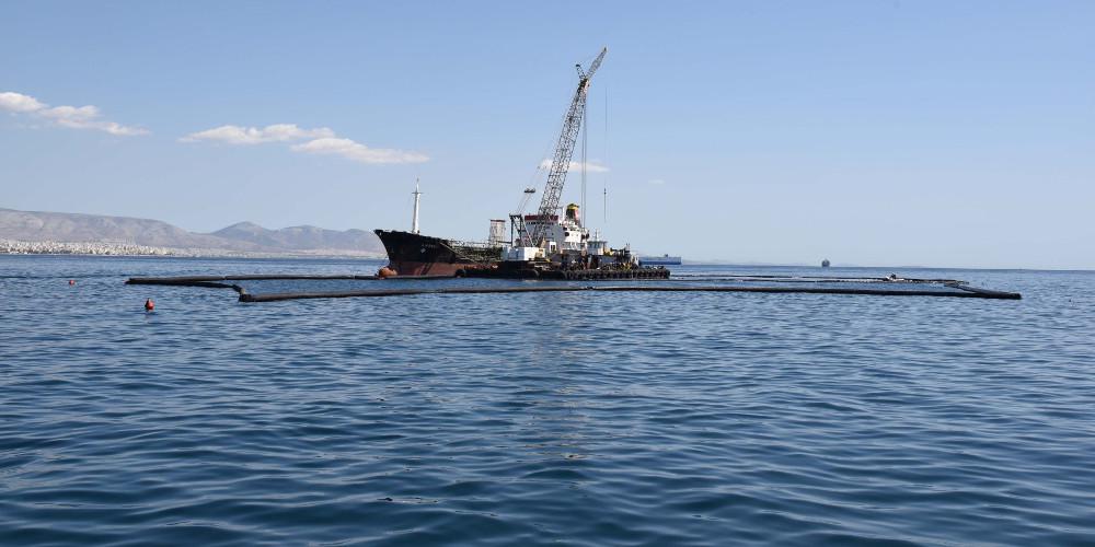 Θεσσαλονίκη: Θαλάσσια ρύπανση από υπερχείλιση δεξαμενής πετρελαίου - ΝΕΑ