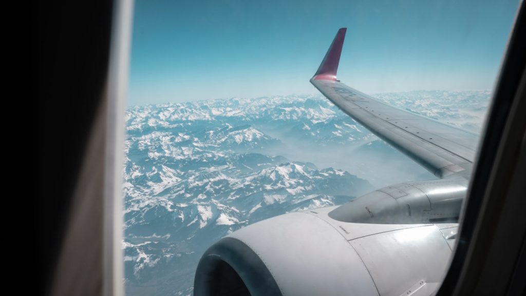 Ελβετία: Συντριβή τουριστικού αεροσκάφους στις Άλπεις – Πληροφορίες για αρκετά θύματα - ΝΕΑ