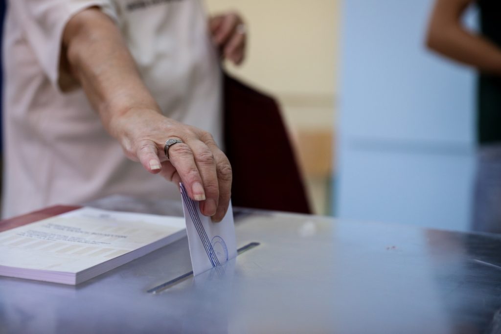 Εκλογές 2023-Δημοσκόπηση ΚΑΠΑresearch: Στο 5.8 η διαφορά ΝΔ-ΣΥΡΙΖΑ – Η διαχείριση των κρίσεων από την πλευρά της Κυβέρνησης - ΝΕΑ