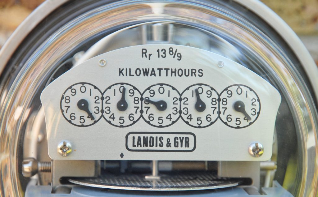 Ηλεκτρικό ρεύμα: Μειωμένα τα τιμολόγια για τον Ιούνιο - ΝΕΑ
