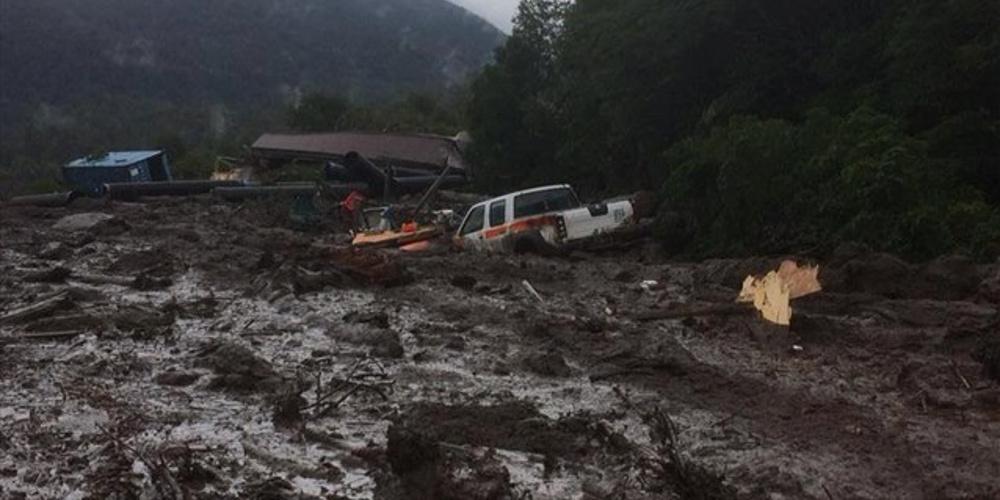 Φονικές πλημμύρες στη Χιλή: Δύο νεκροί, έξι αγνοούμενοι και χιλιάδες οι άστεγοι - ΝΕΑ