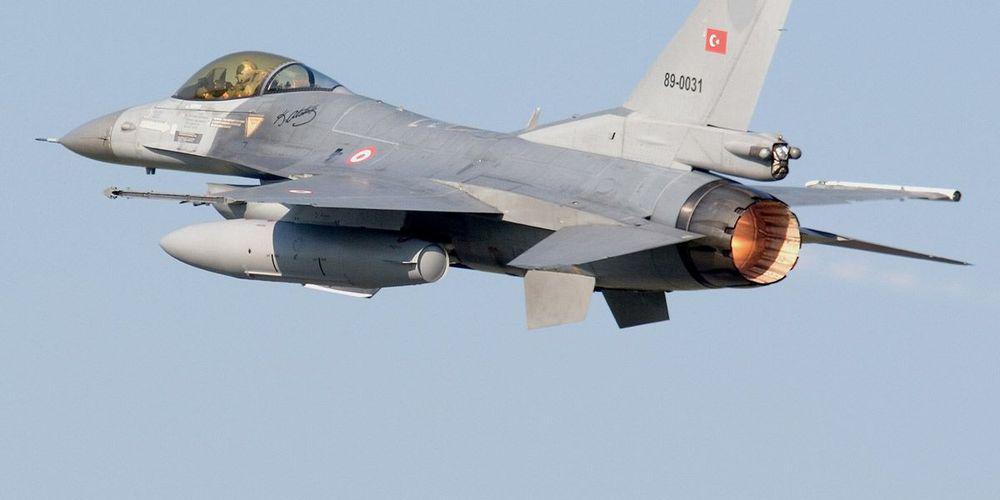 Mια παραβίαση του FIR Αθηνών από τουρκικά F-16 στο Αιγαίο - ΕΛΛΑΔΑ