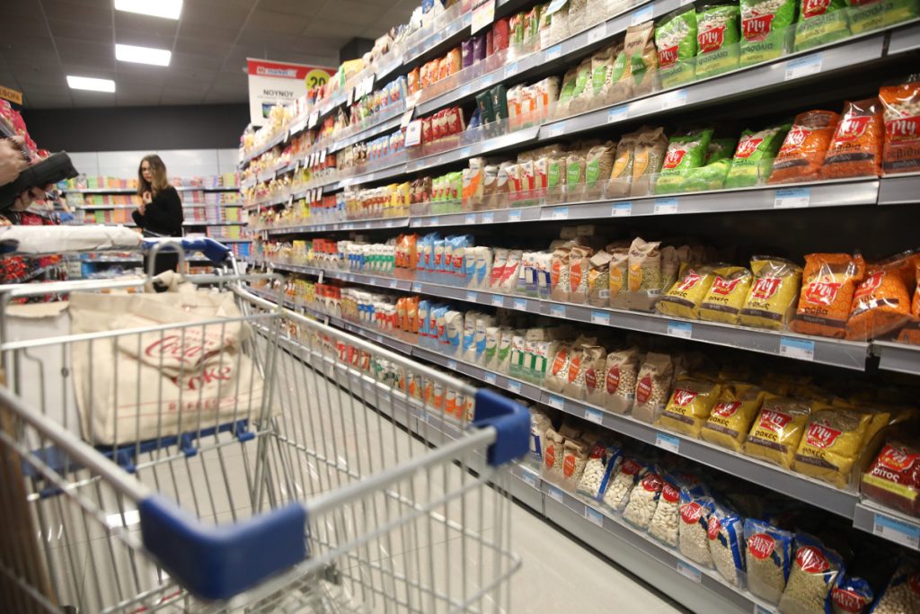 Έρευνα ΕΤ: Ακριβότερα γάλα και αβγά στην Ελλάδα απ’ ό,τι σε Γαλλία και Γερμανία - Τι συμβαίνει με φρούτα και ψωμί - ΕΛΛΑΔΑ