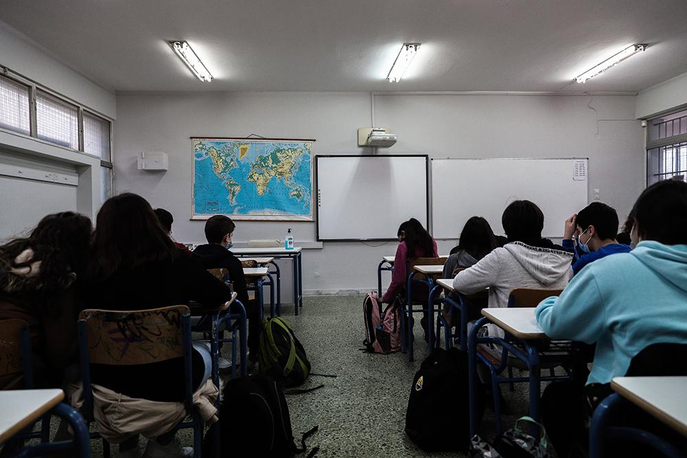 Σχολεία: Ανακοινώθηκαν 28.353 προσλήψεις αναπληρωτών εκπαιδευτικών από το υπ. Παιδείας - ΕΛΛΑΔΑ