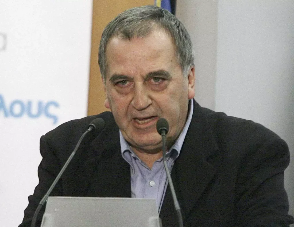 Πέθανε ο δημοσιογράφος Πάρις Καλημερίδης - ΕΛΛΑΔΑ