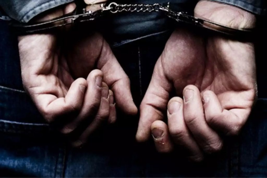 Νέα Μάκρη: Συνελήφθη 57χρονος καταζητούμενος παιδόφιλος - ΕΛΛΑΔΑ