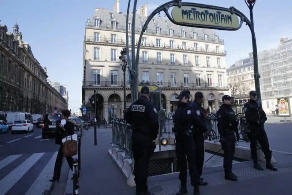 Γαλλία: Κλότσησαν ραβίνο στο Μετρό του Παρισιού – Ο ανήλικος δράστης συνελήφθη - ΔΙΕΘΝΗ