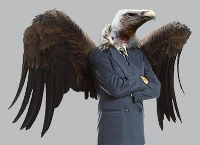 Ορδές-κορακιών-για-τα-κόκκινα-δάνεια-στην-Ελλάδα-με-στόχο-τα…ακίνητα!