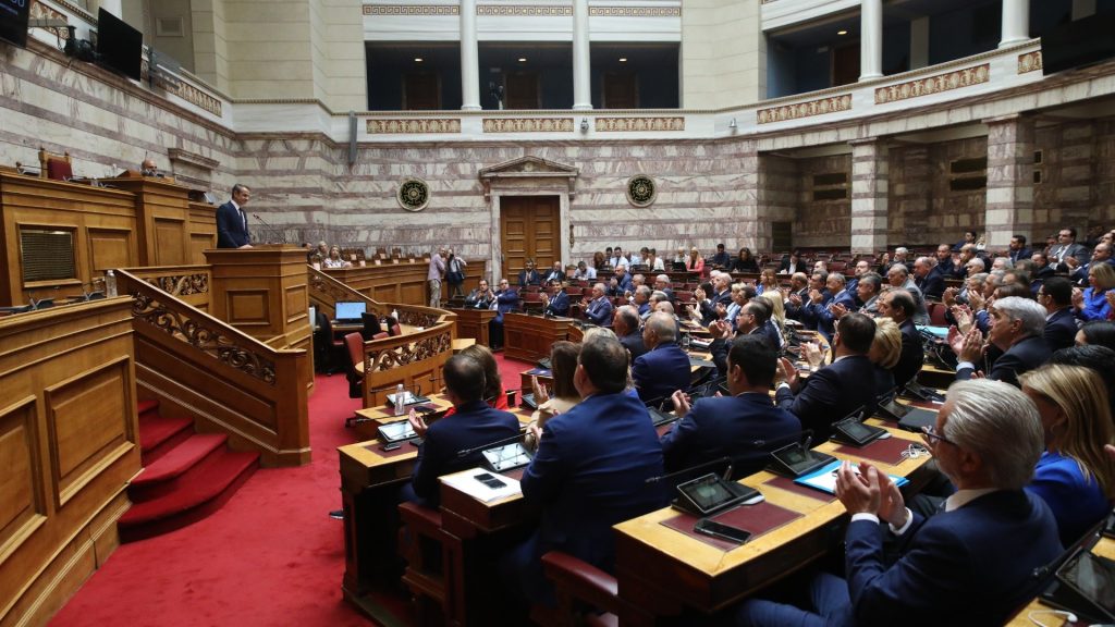 Βουλή: Πέρασε με 176 ψήφους ο γάμος των ομοφύλων - ΕΛΛΑΔΑ