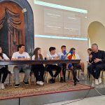 Εορτασμός της Ημέρας της Ευρώπης | Δημήτρης Πτωχός προς μαθητές: «Είμαστε δίπλα σας για να αναζητήσετε όσα μπορείτε να κάνετε εδώ, στην Πελοπόννησο, στην Ευρώπη»