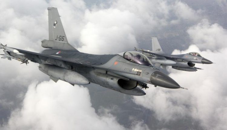 Τα-αμερικανικά-f-16-βομβαρδίζουν-κατά-λάθος-χωριό-στη-Νότια-Κορέα-–-greece-24