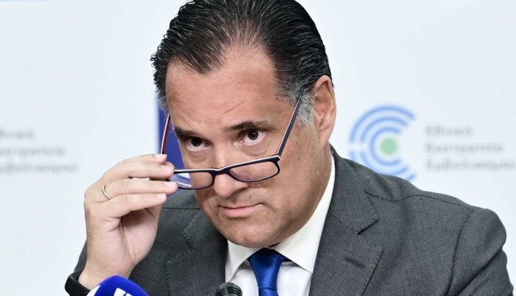 Εθελοντές-του-Ελληνικού-Ερυθρού-Σταυρού-Συμβάλλουν-στην-Εφημερία-των-Νοσοκομείων-–-greece-24