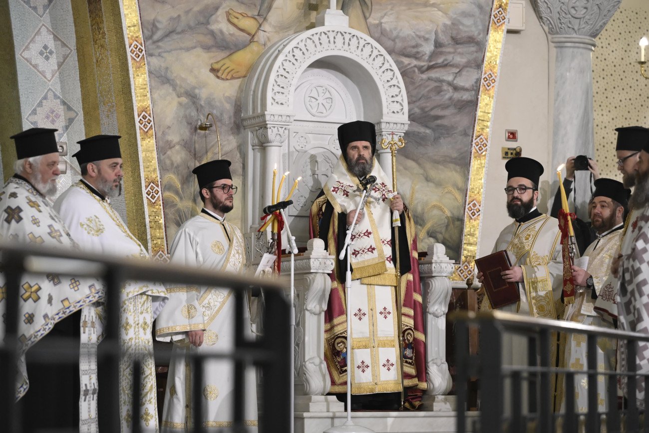 Νέο-Κεφάλαιο-για-την-Ορθοδοξία-στην-Αλβανία-–-Η-Ενθρόνιση-του-Νέου-Αρχιεπισκόπου