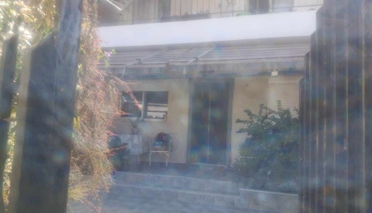 Διπλή-δολοφονία-στον-Αγ.-Αθανάσιο-Αιγίου-–-Συνελήφθη-ο-ανηψιός-ενός-από-τα-θύματα