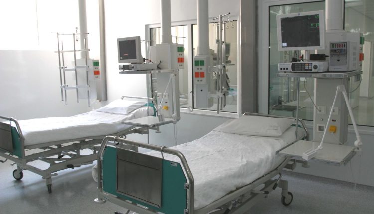 Πάτρα:-Διασωληνωμένος-στη-ΜΕΘ-ο-3χρονος-από-το-Αργοστόλι-με-διπλό-έγκαυμα-στους-πνεύμονες