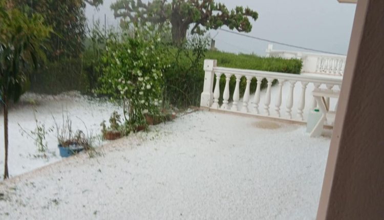Έντονη-χαλαζόπτωση-στην-Αιτωλοακαρνανία-(βίντεο)
