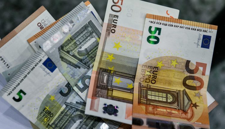 Αστυνομικός-κατηγορείται-για-υπεξαίρεση-200.000-ευρώ-από-τα-ταμεία-της-ΕΛΑΣ