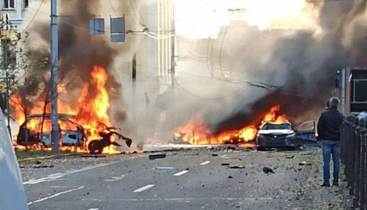 Ουκρανία:-Η-Ρωσία-εξαπέλυσε-μια-από-τις-μεγαλύτερες-επιθέσεις-στο-Κίεβο