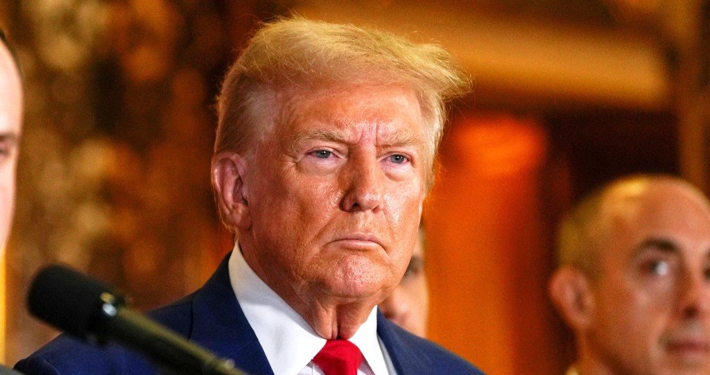 Ντ.-Τραμπ:-Θα-αναπτυχθούν-επιπλέον-στρατιώτες-της-Εθνοφρουράς-στο-Λος-Άντζελες