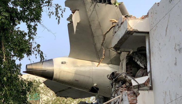 Πένθος-στην-Ινδία:-Τουλάχιστον-265-νεκροί-από-την-συντριβή-του-αεροσκάφους