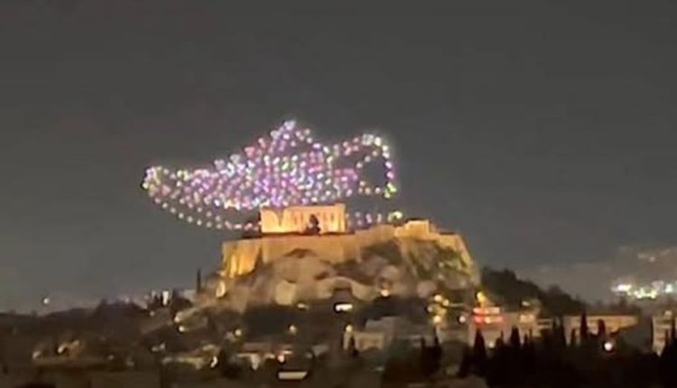 ΥΠΠΟ:-Μήνυση-για-την-διαφήμιση-εταιρείας-αθλητικών-ειδών-που-δείχνει-την-Ακρόπολη