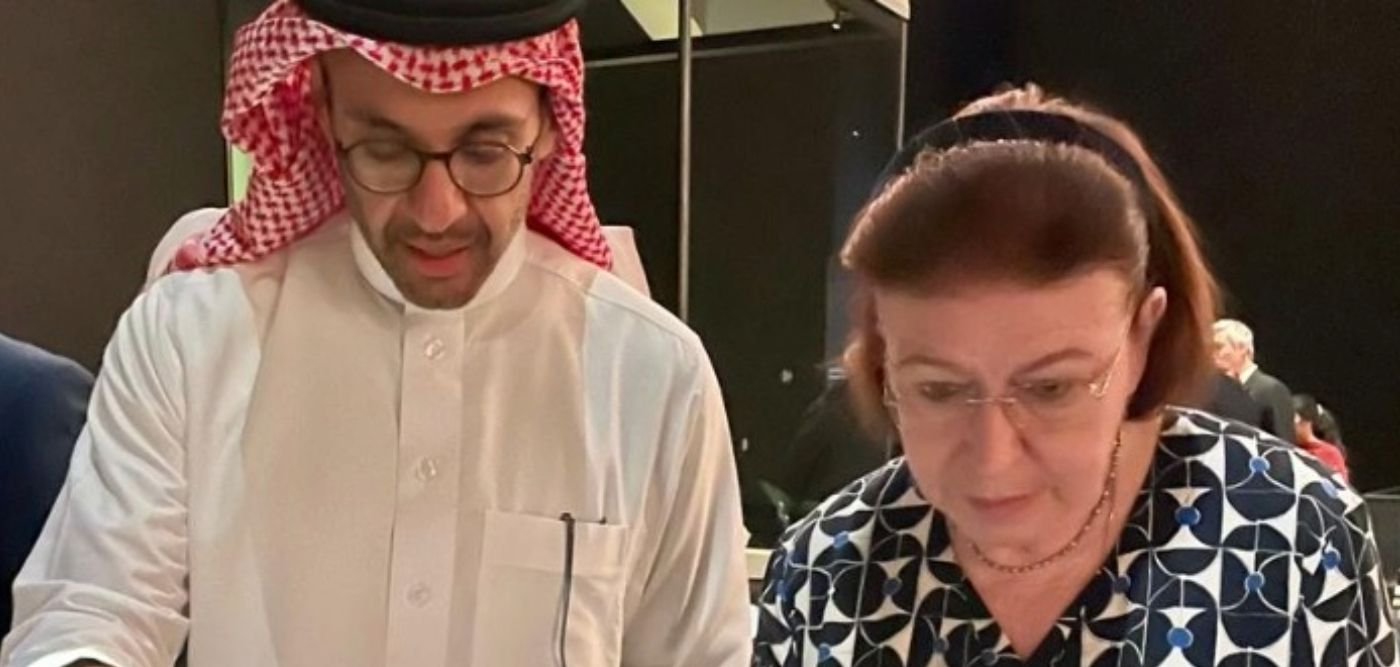 Στην-Τζέντα-η-Λίνα-Μενδώνη:-Σε-εξαιρετικό-επίπεδο-η-πολιτιστική-συνεργασία-Ελλάδος-και-Σ.-Αραβίας