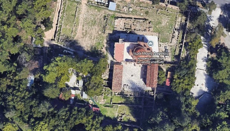 Θωρακίζεται-η-Μονή-Δαφνίου,-με-σύγχρονο-σύστημα-πυρασφάλειας