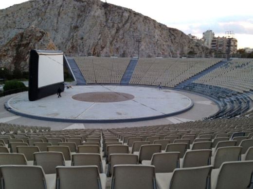 Κατράκειο-Θέατρο:-Με-δύο-μεγάλες-συναυλίες-ως-το-τέλος-Ιουνίου