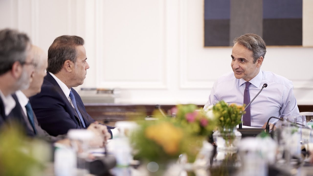 Σύσκεψη-υπό-τον-πρωθυπουργό-για-τους-οικισμούς-με-πληθυσμό-μικρότερο-των-2.000-κατοίκων