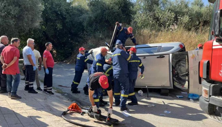 Πάτρα:-Σοβαρό-τροχαίο-με-αυτοκίνητο-της-δράσης-“Βοήθεια-στο-Σπίτι”