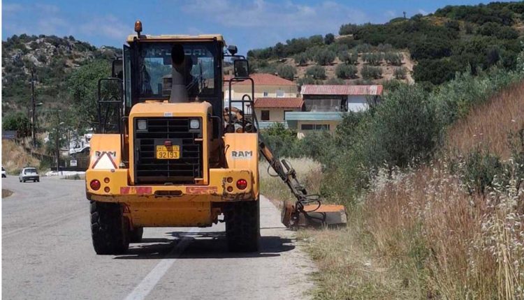 Συνεχείς-εργασίες-καθαρισμού-στο-οδικό-δίκτυο-της-ΠΕ-Αργολίδας-–-Περιφέρεια-Πελοποννήσου