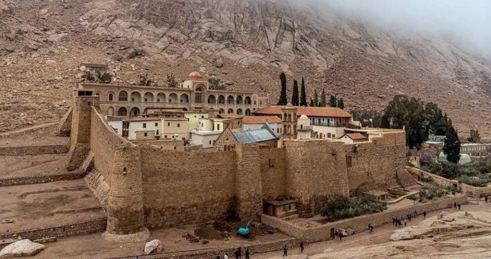 Κλείσιμο-της-Μονής-της-Αγίας-Αικατερίνης-του-Σινά-διέταξε-το-Αιγυπτιακό-κράτος