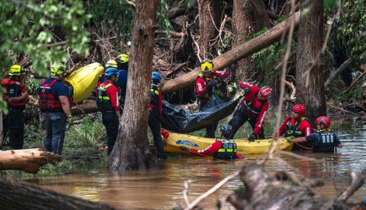 Ανείπωτη-τραγωδία-στο-Τέξας:-Ξεπέρασαν-τους-100-οι-νεκροί-στις-φονικές-πλημμύρες