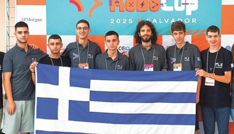 Δεύτερη-θέση-και-παγκόσμια-διάκριση-για-το-εργαστήριο-ρομποτικής-του-Αγρινίου-με-το-ρομπότ-διασώστη