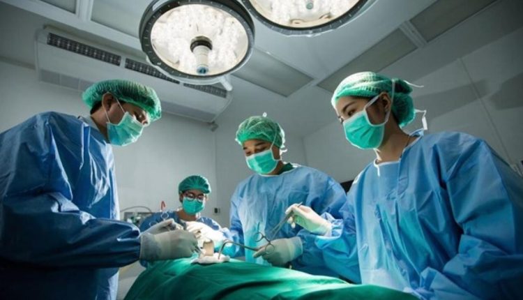 Ολοκληρώθηκε-η-μεταμόσχευση-ήπατος-στον-δεκαπεντάχρονο-Δημήτρη-στο-Τορίνο