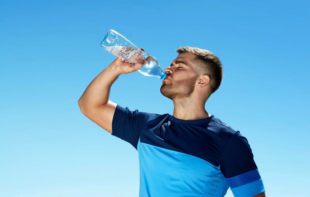 Άσκηση-και-καύσωνας-–-Όσα-πρέπει-να-γνωρίζετε-για-να-γυμναστείτε-με-ασφάλεια