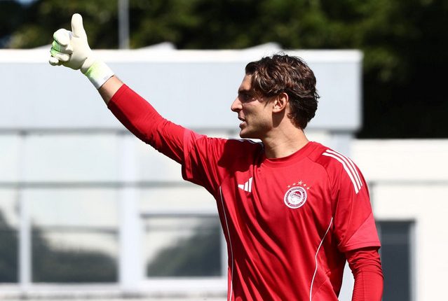 nάσια-Σπανού:-Το-κορίτσι-του-Κωνσταντίνου-Τζολάκη-τελείωσε-το-Πολυτεχνείο,-αλλά-την-κέρδισε-το-θέατρο